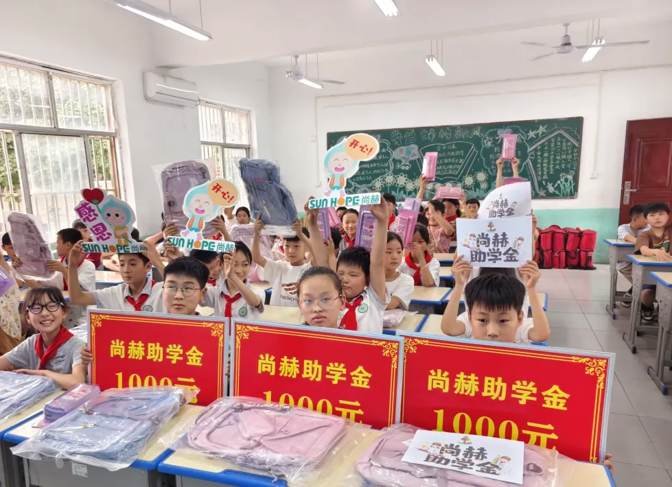 权威媒体3·15特别报道丨安博(中国)_安博(中国)官方:创新领航健康消费,责任铸就行业典范 权威媒体3·15特别报道丨安博(中国)_安博(中国)官方:创新领航健康消费,责任铸就行业典范